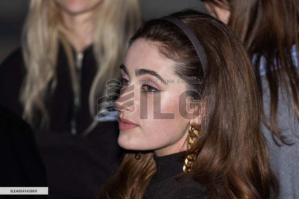 PFW - Balenciaga PAP - Arrivals NB