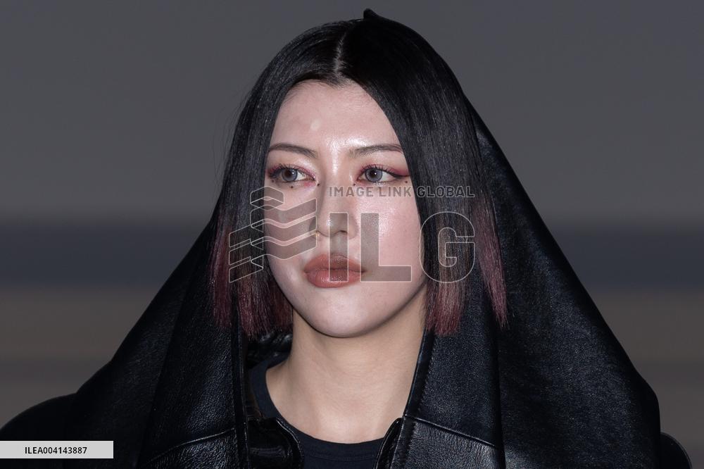 PFW - Balenciaga PAP - Arrivals NB