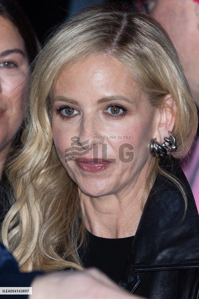 PFW - Balenciaga PAP - Arrivals NB