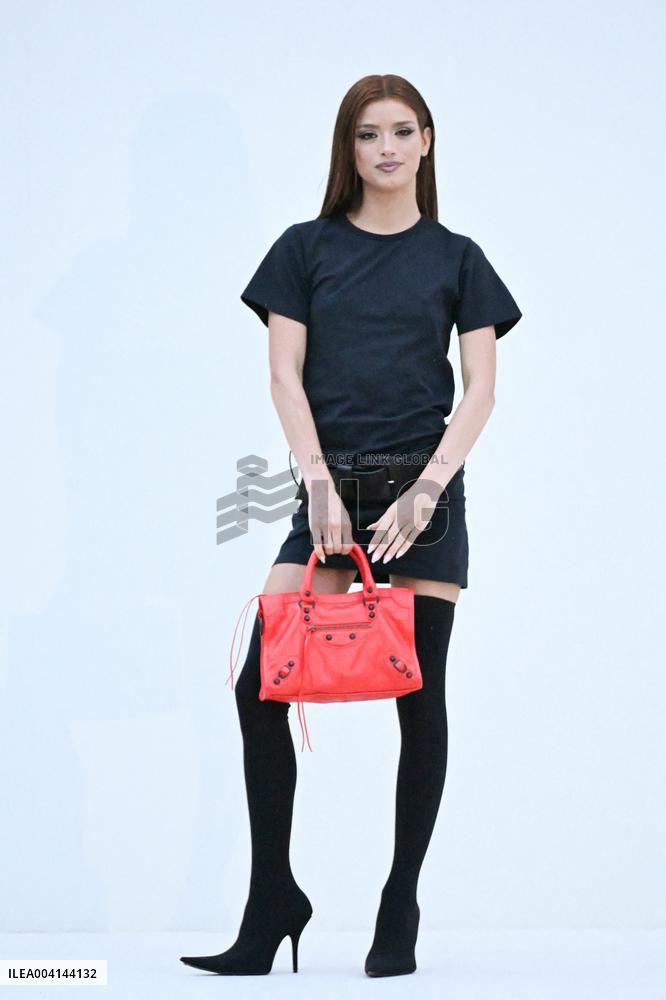 PFW Balenciaga Arrivals