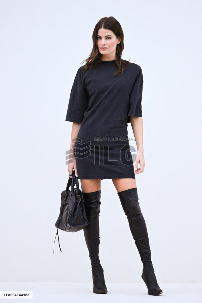 PFW Balenciaga Arrivals