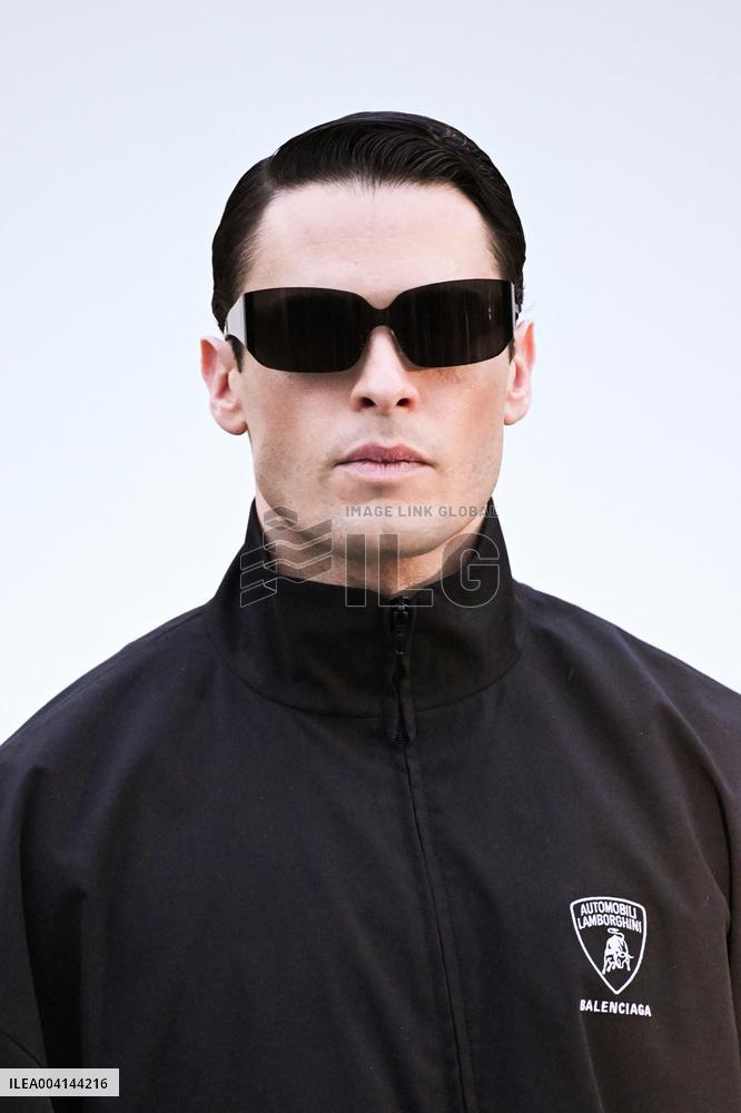 PFW Balenciaga Arrivals