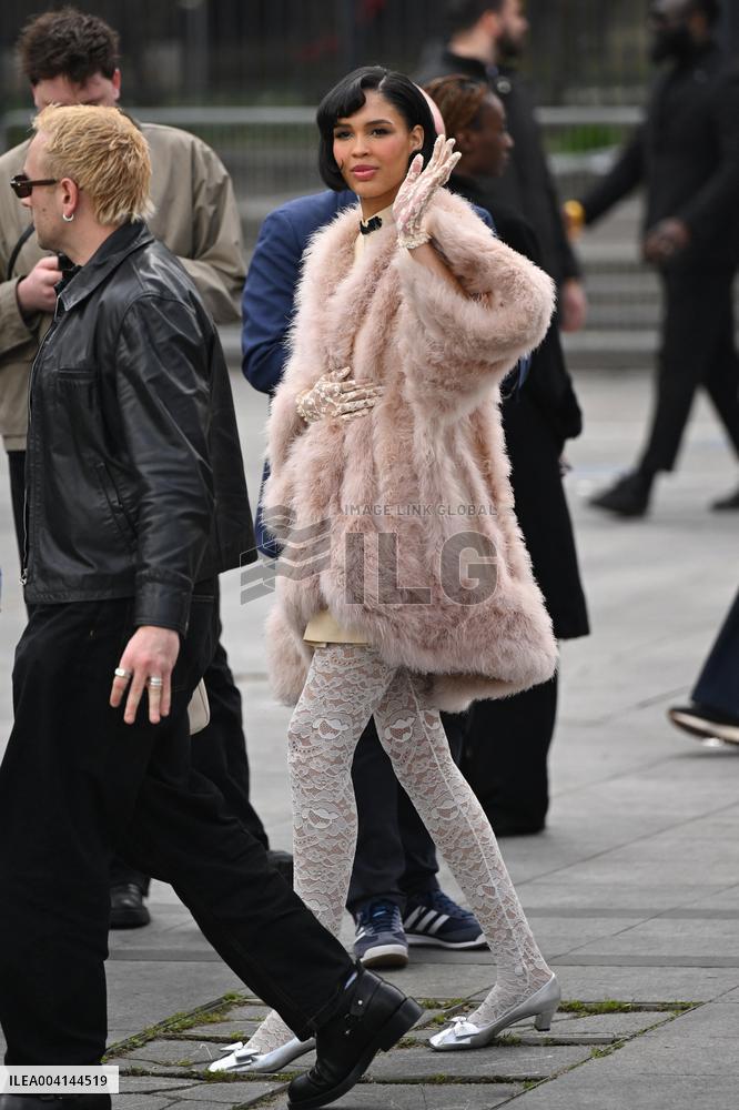 PFW Valentino Arrivals