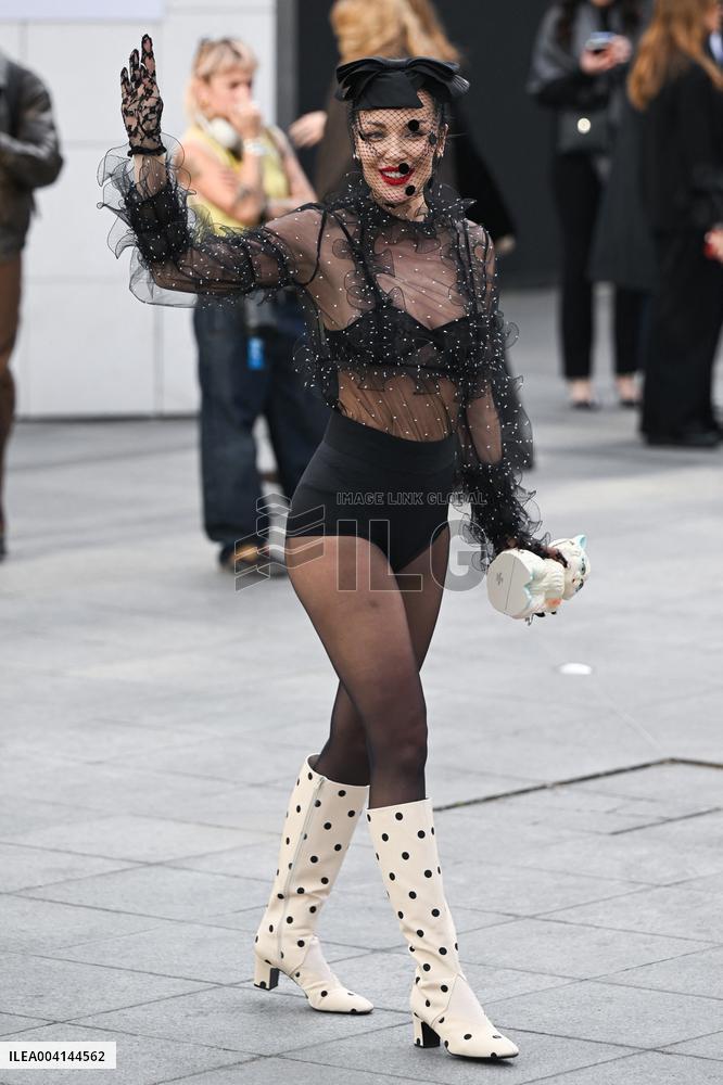 PFW Valentino Arrivals