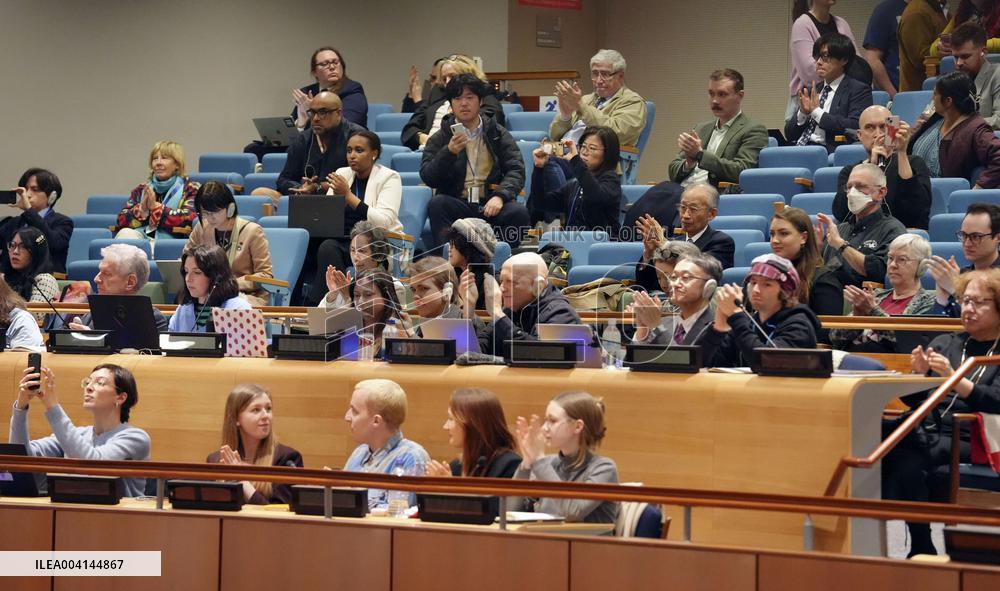 U.N. meeting on banning nuclear weapons