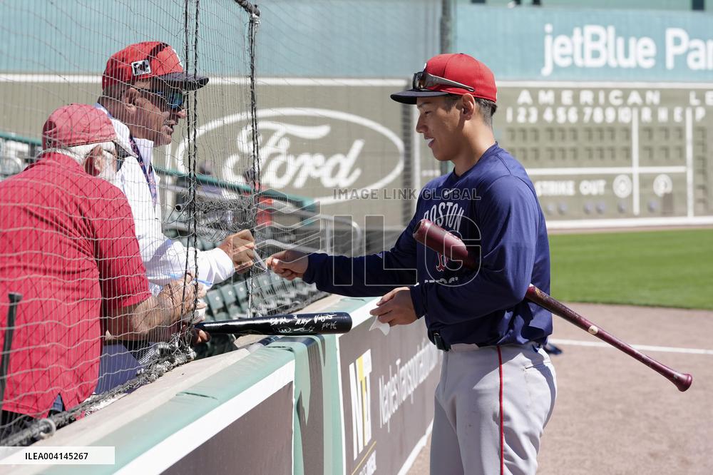 Baseball: MLB spring training