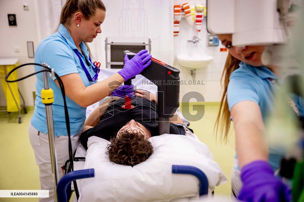 Illustration Dordrecht Hospital 24/7 Emergency Care in Action - Netherlands