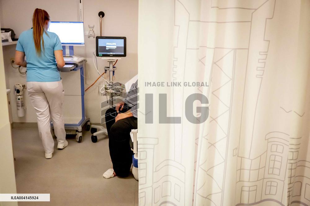 Illustration Dordrecht Hospital 24/7 Emergency Care in Action - Netherlands