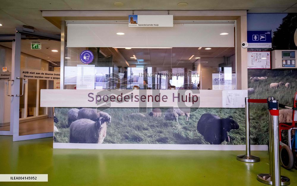 Illustration Dordrecht Hospital 24/7 Emergency Care in Action - Netherlands