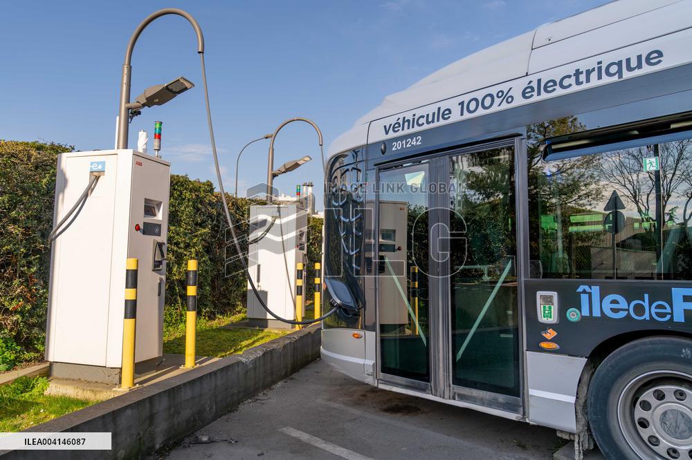Keolis Boucles De Seine Headquarters - Argenteuil