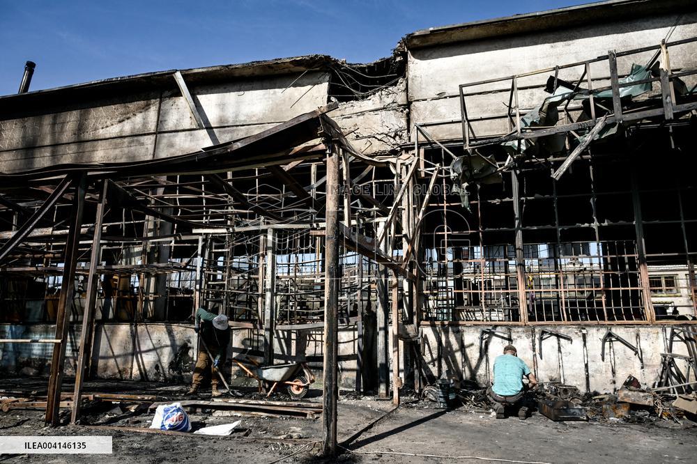 Repairing volunteer workshop in Zaporizhzhia after Russian drone attack
