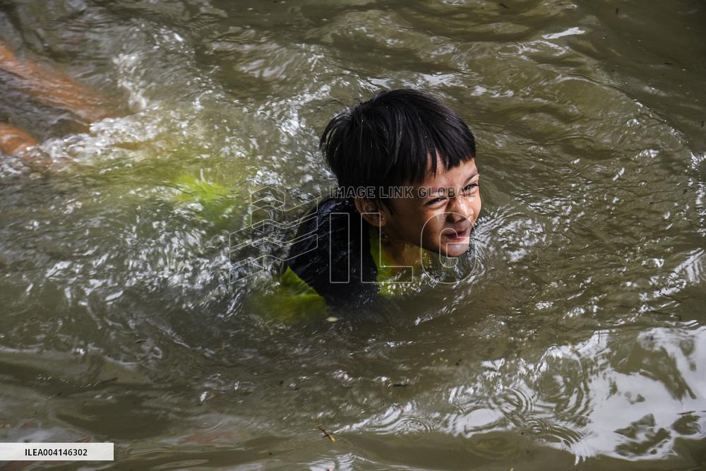 Floods Hit Dayeuhkolot Indonesia