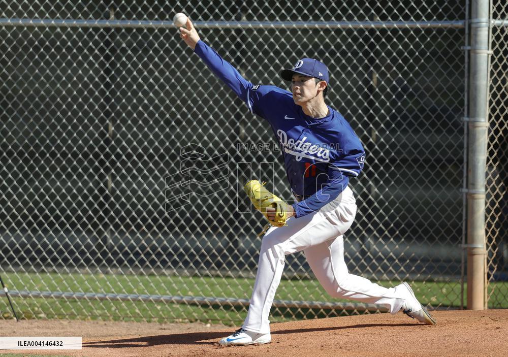 Baseball: MLB spring training