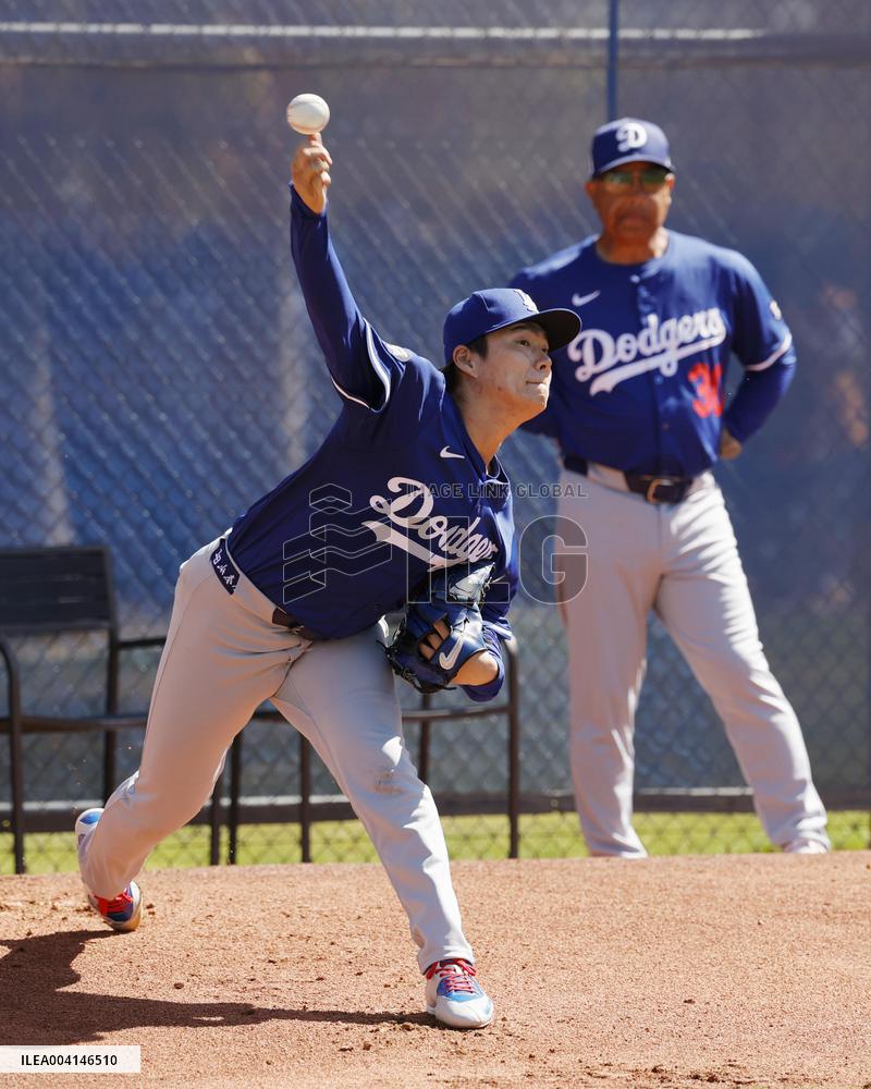 Baseball: MLB spring training