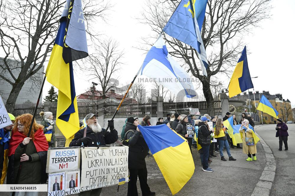 Ukrainan tukimielenosoitus USA:n suurlähetystöllä