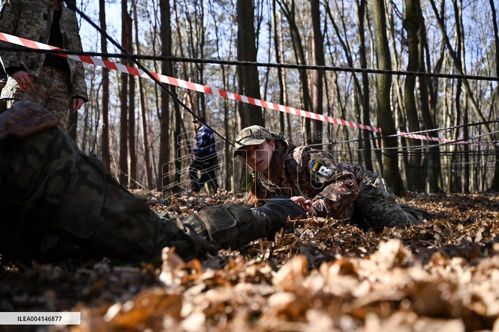 Lviv schoolchildren compete outside Roman Shukhevych Museum