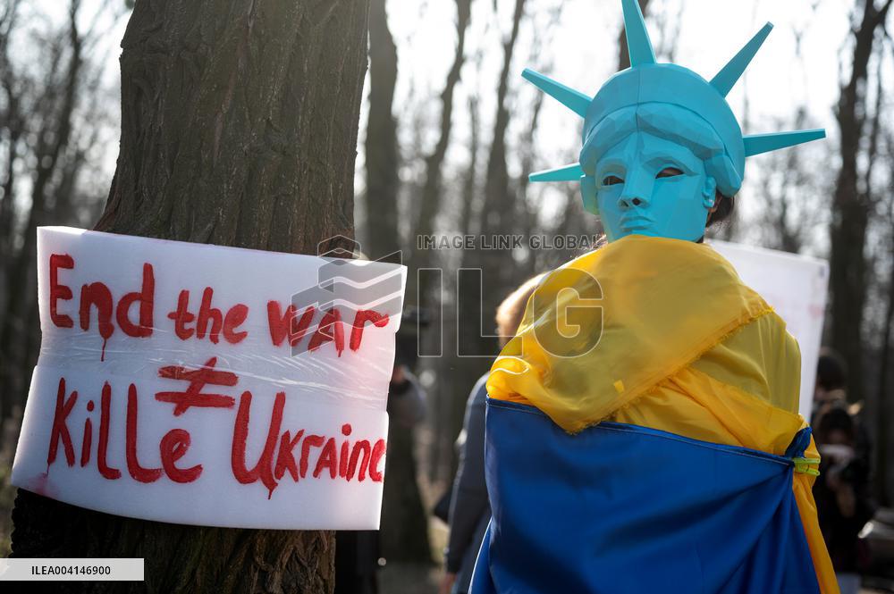 Rally at US Embassy in Kyiv