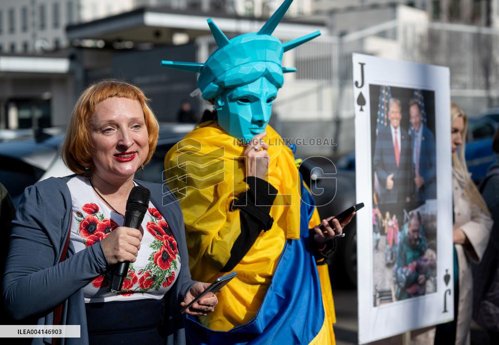 Rally at US Embassy in Kyiv
