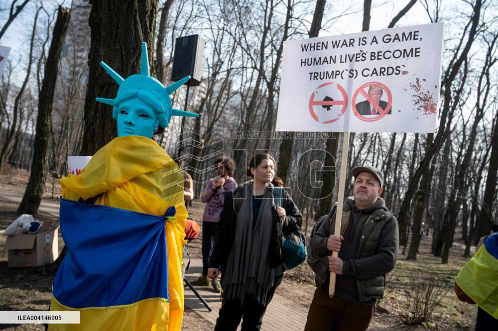 Rally at US Embassy in Kyiv