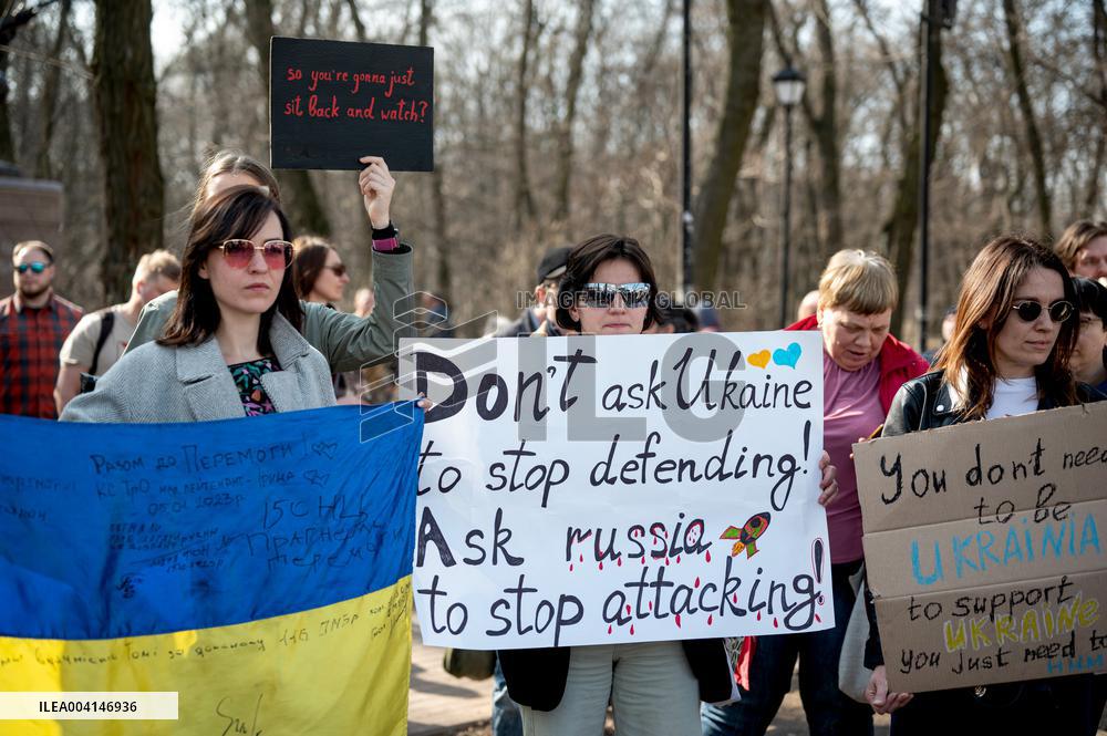 Rally at US Embassy in Kyiv