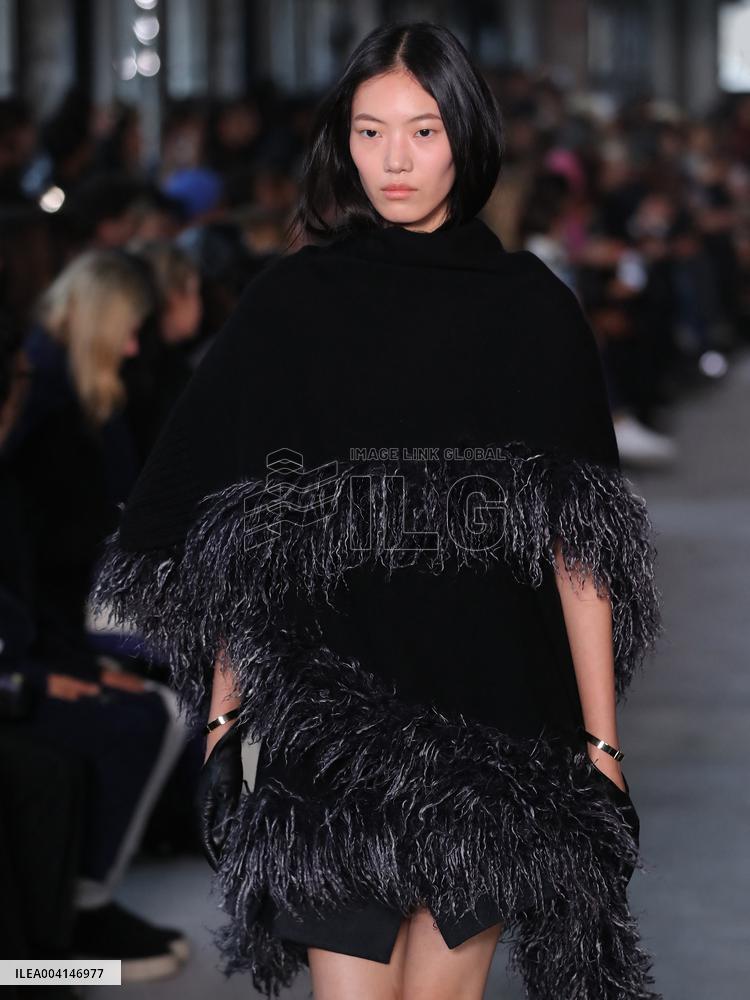 PFW - Sacai Runway
