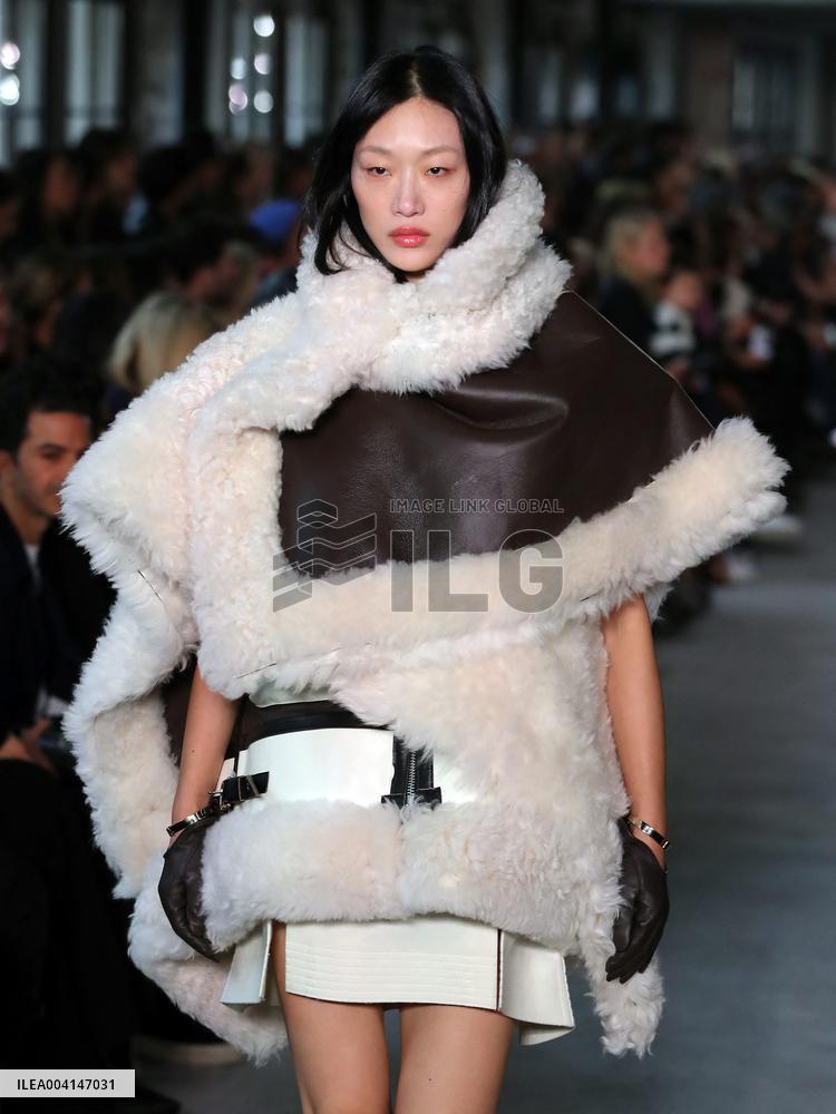 PFW - Sacai Runway