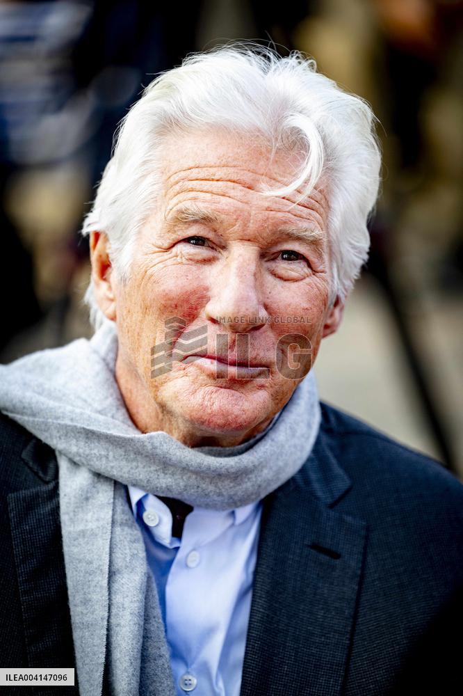 Richard Gere Joins Tibetans and Supporters In The Hague