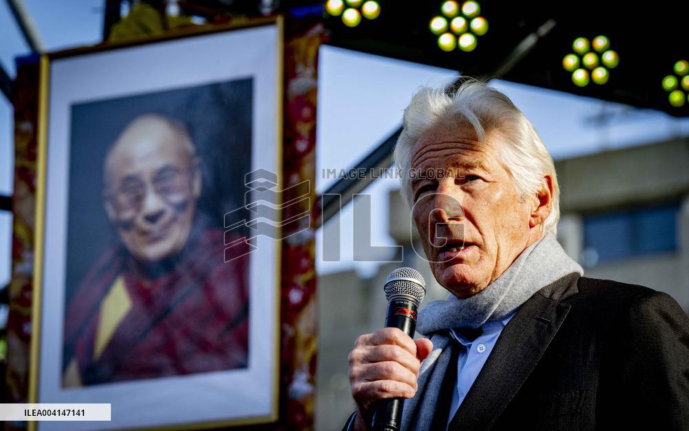 Richard Gere Joins Tibetans and Supporters In The Hague