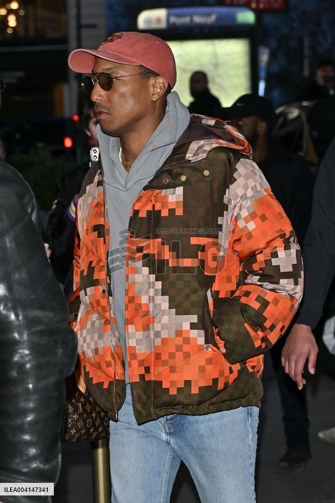 PFW Louis Vuitton Hotel Exits