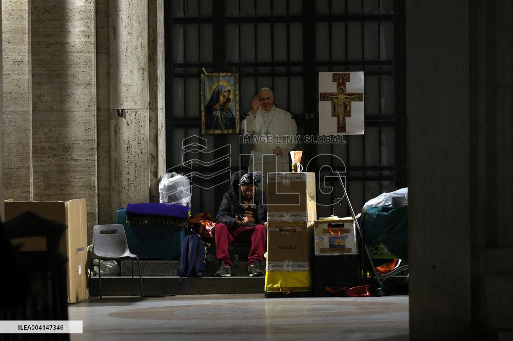 Religion: homeless people live  near St. Peter's Basilica.
