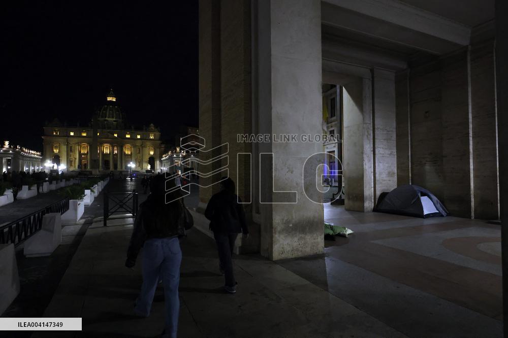 Religion: homeless people live  near St. Peter's Basilica.