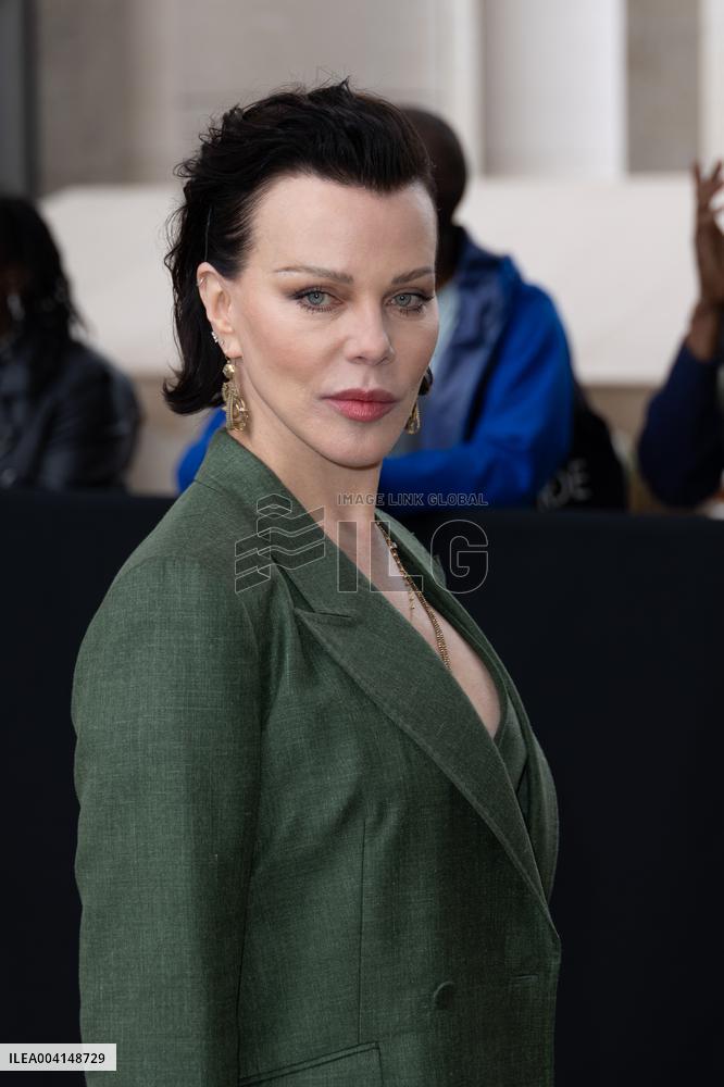 PFW - Gabriela Hearst PAP - Arrivals NB