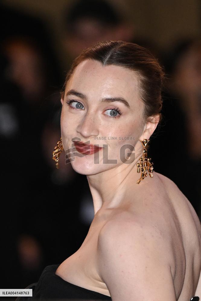 PFW Louis Vuitton Arrivals