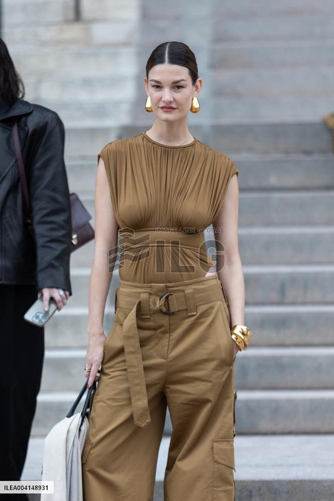 PFW - Zimmermann PAP - Arrivals NB