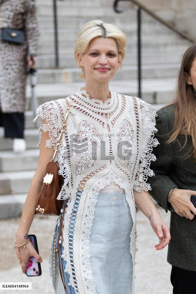 PFW - Zimmermann PAP - Arrivals NB