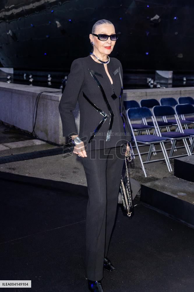 PFW - Pierre Cardin - Frontrow NB