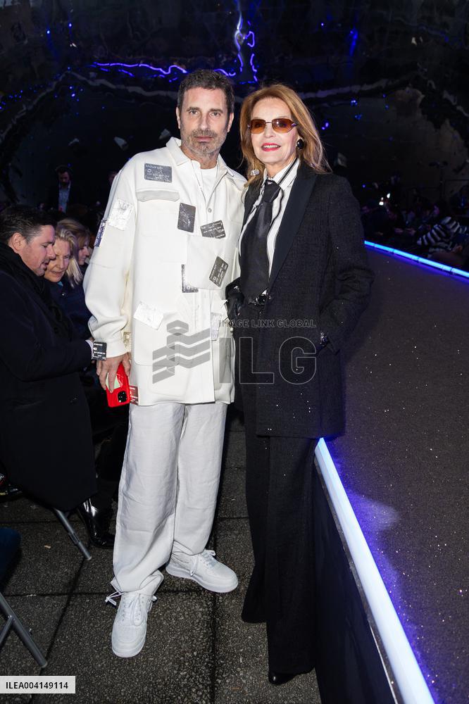 PFW - Pierre Cardin - Frontrow NB