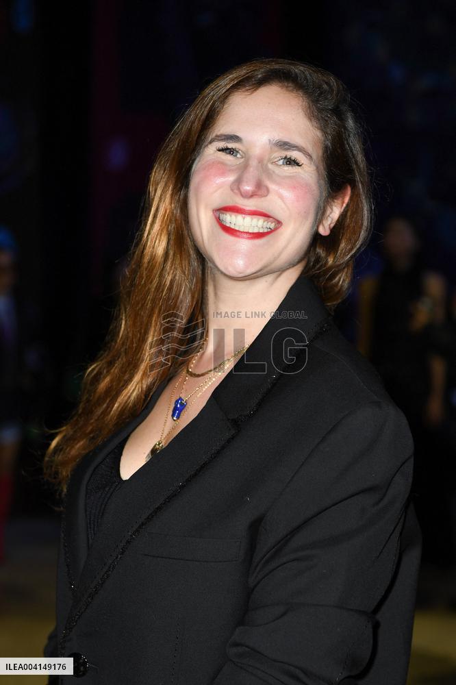 PFW Shiatzy Chen Front Row