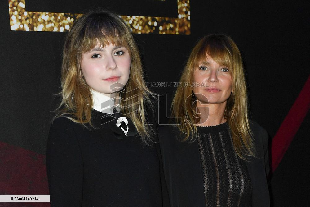 PFW Shiatzy Chen Front Row