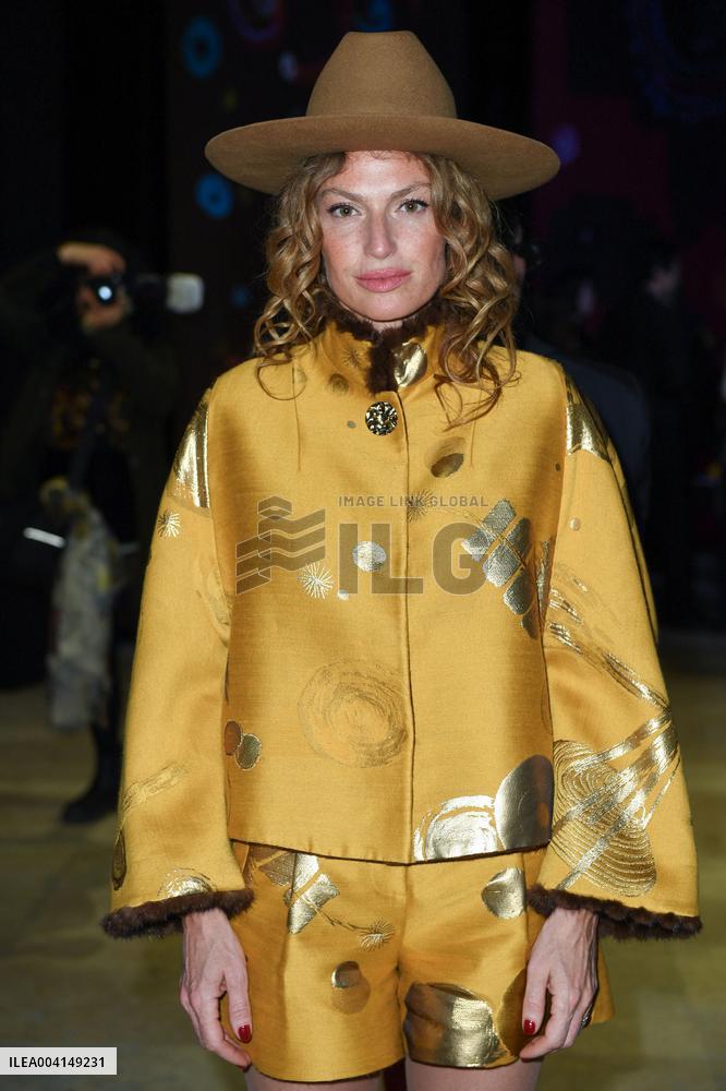 PFW Shiatzy Chen Front Row