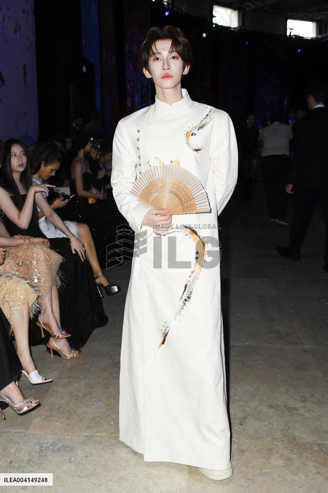 PFW Shiatzy Chen Front Row