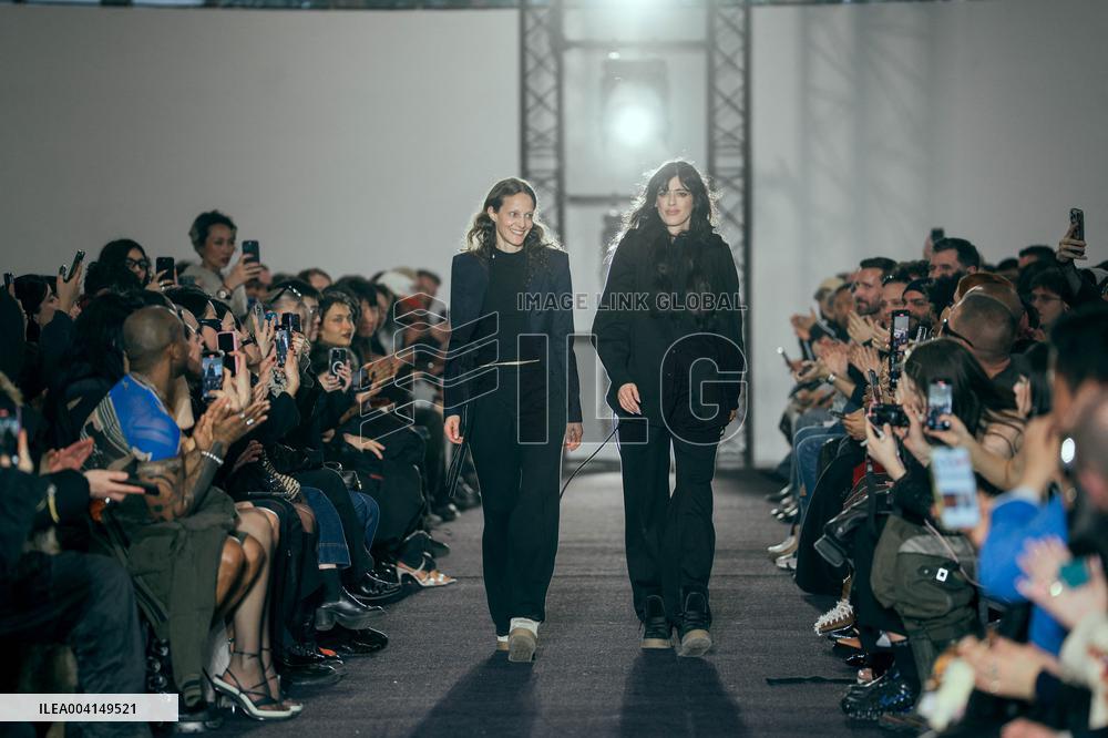 PFW - Ottolinger Runway - Paris AJ
