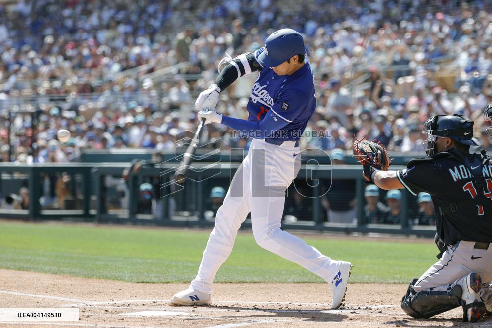 Baseball: MLB spring training