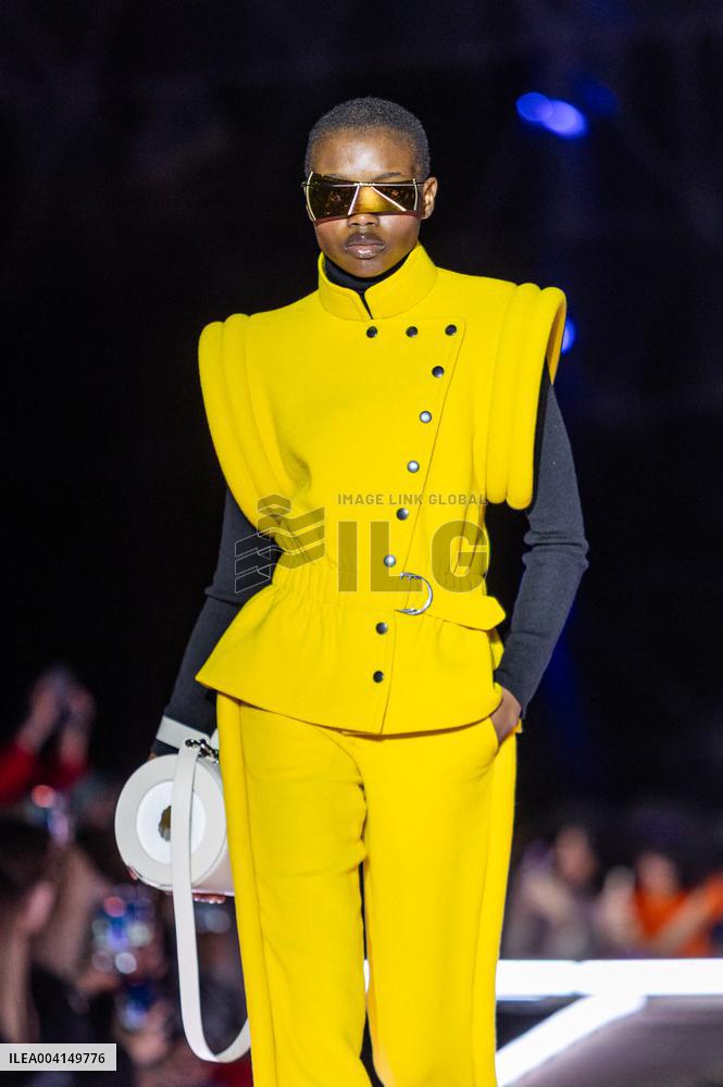 PFW - Pierre Cardin Runway