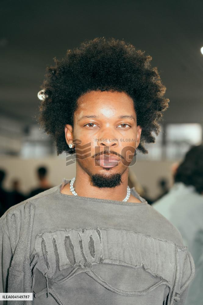 PFW - Ottolinger Front Row