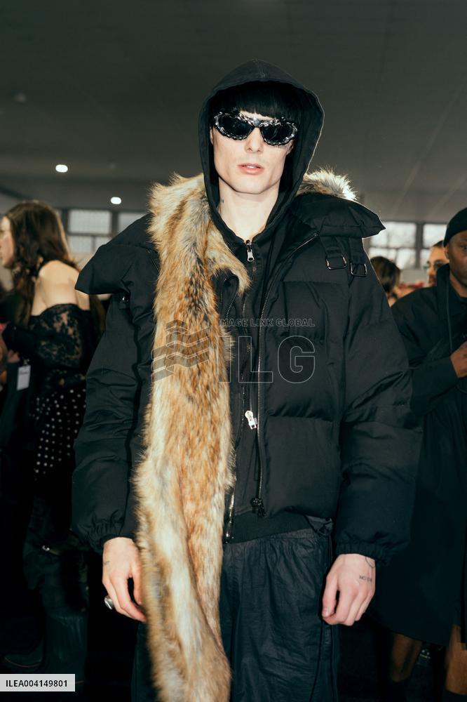 PFW - Ottolinger Front Row