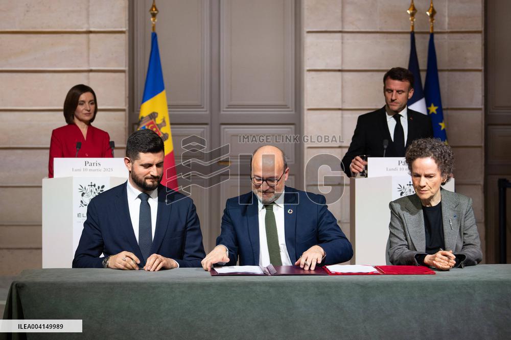 President Macron And President Of Moldova Sandu Press Conference - Paris