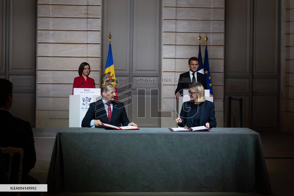 President Macron And President Of Moldova Sandu Press Conference - Paris