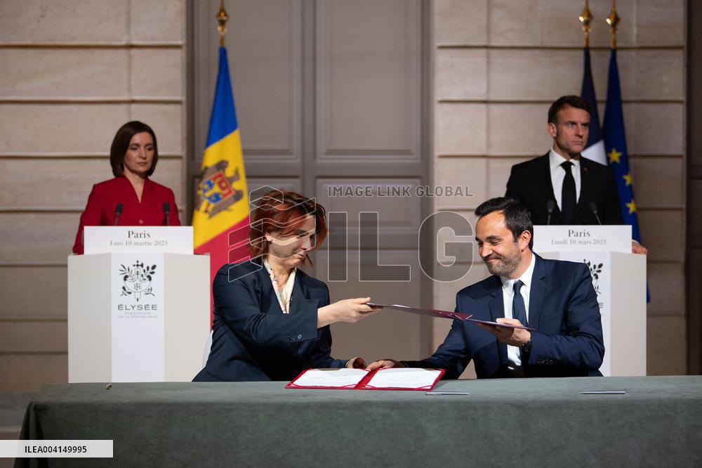 President Macron And President Of Moldova Sandu Press Conference - Paris