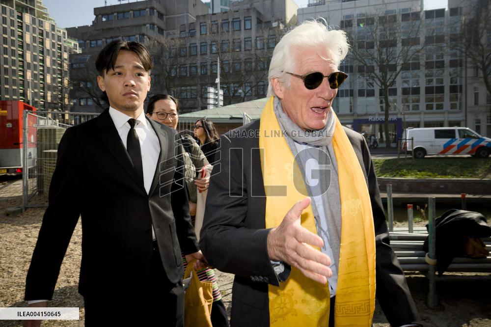 Richard Gere Joins Tibetans and Supporters In The Hague